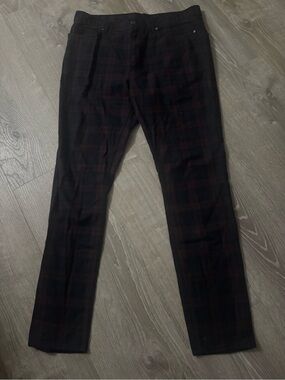 H&M Men’s Slim Plaid Dress Pants in Dark Burgundy and Black
